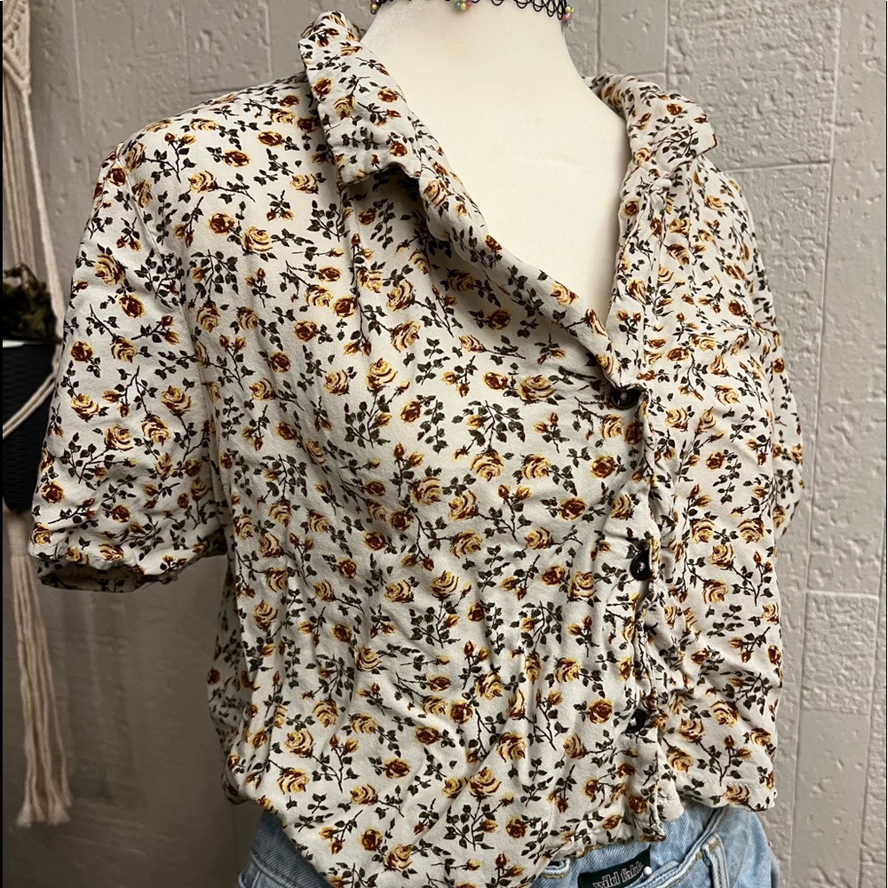 Large blouse - Picture 3 of 5